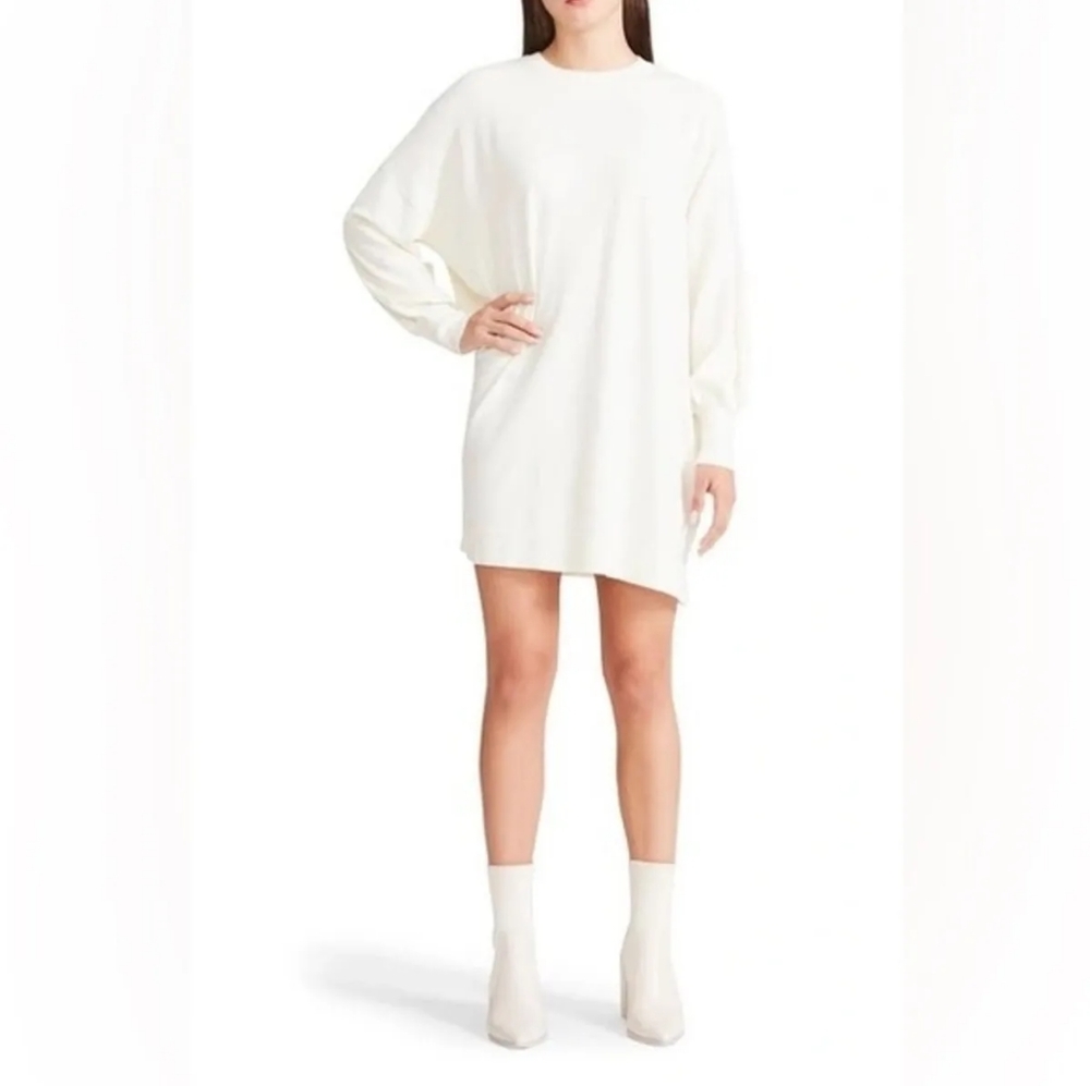 BB DAKOTA BY STEVE MADDEN SWEATER MINIDRESS